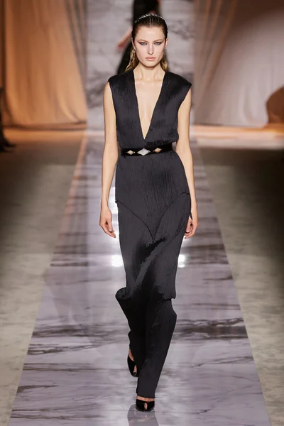 Look 52
